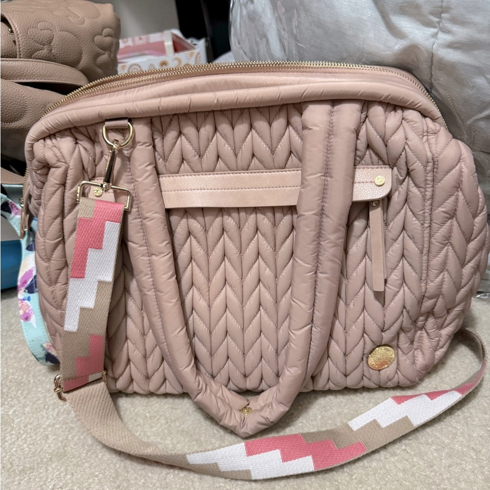 Happy brand carryall tote large